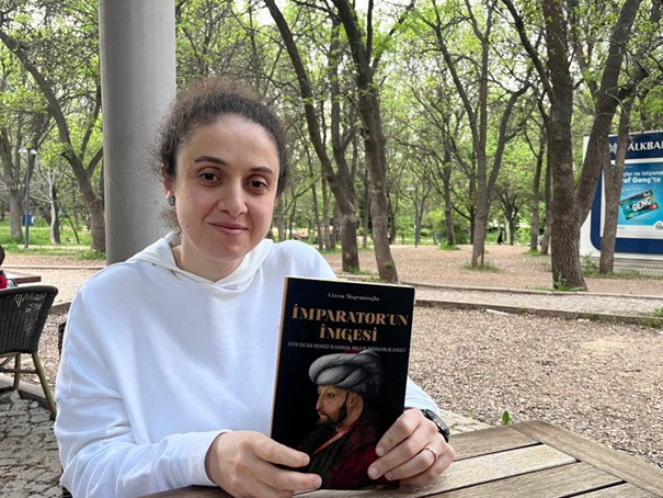 Gizem Magemizoğlu ile Röportaj: Bölüm 2: İmparatorluk Düşüncesinden Günümüze: Osmanlı Mirası, Bozkır Geleneği ve Modern Türkiye